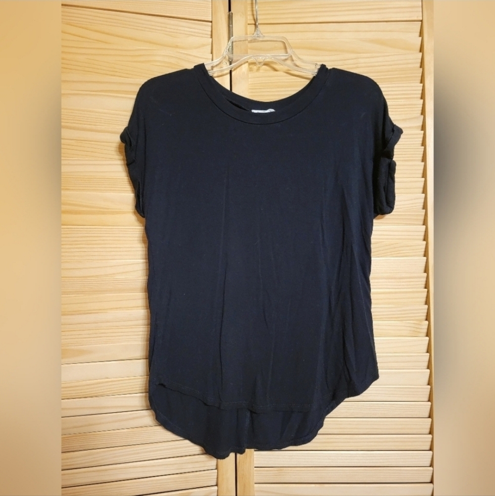 Rebel Society short sleeve‎ blouse black size small very soft flowy scoop neck